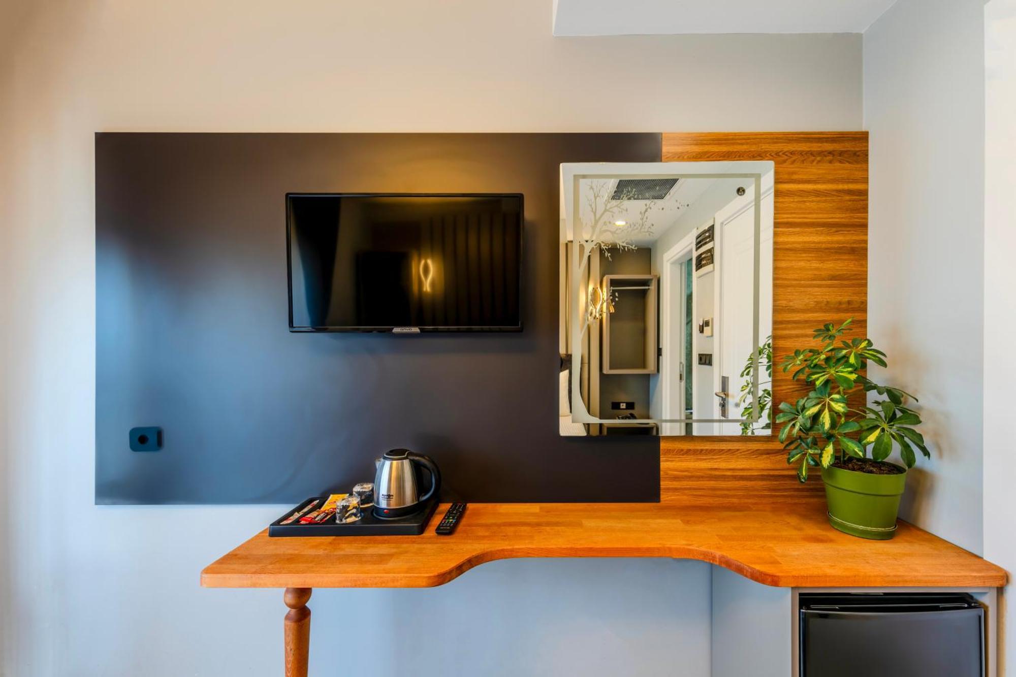 Med Life Hotel Istanbul Airport Arnavutkoy ภายนอก รูปภาพ