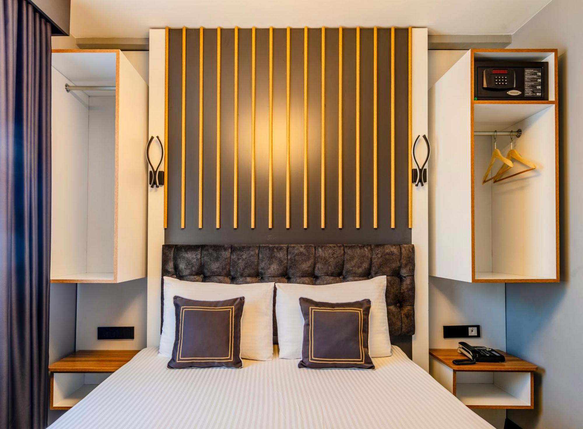 Med Life Hotel Istanbul Airport Arnavutkoy ภายนอก รูปภาพ